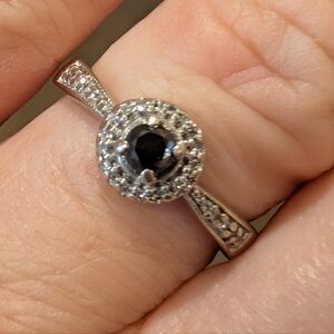 10k Gold Black Diamond Halo Ring sz.- 5